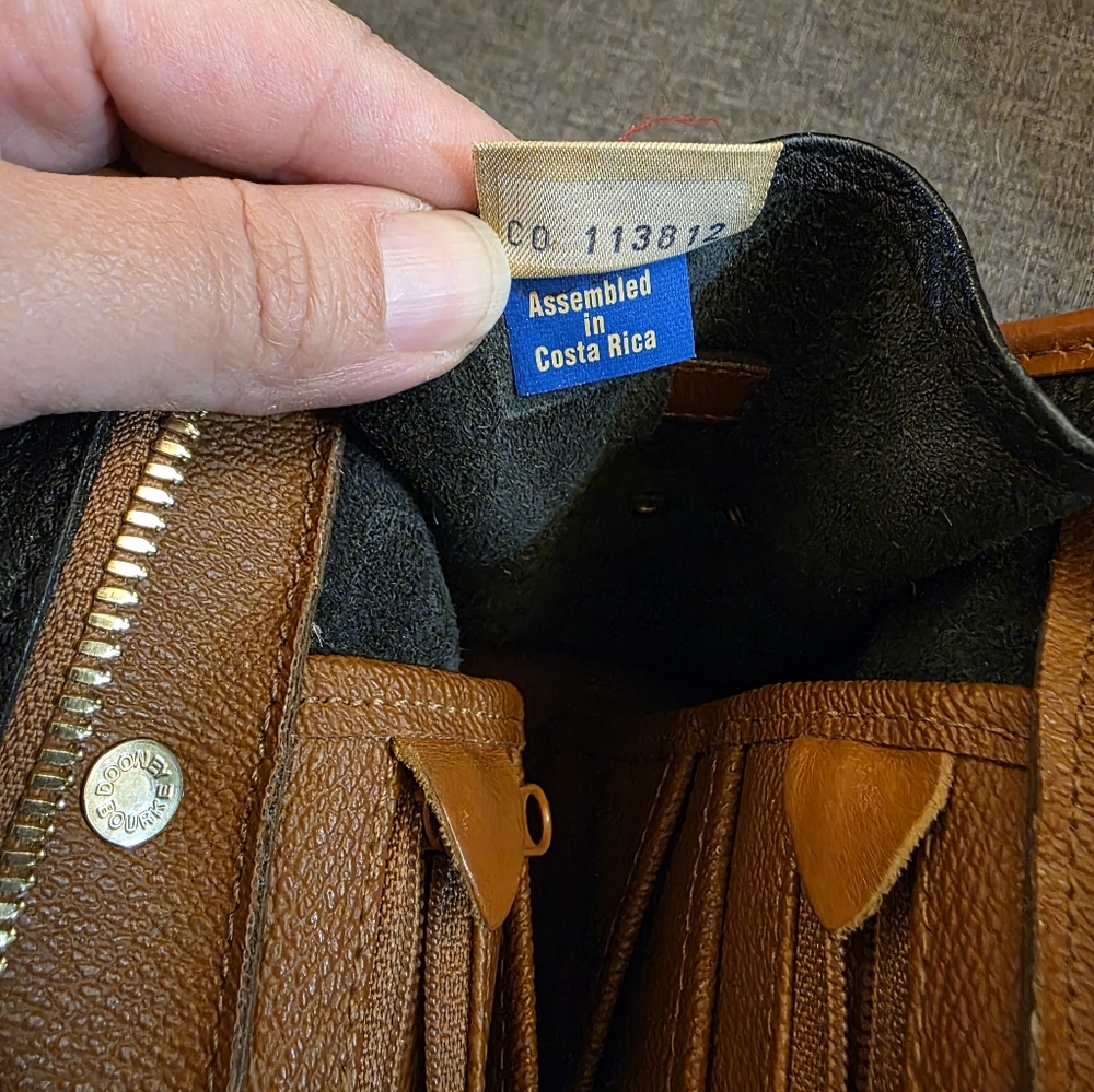 Dooney & Bourke R212 ‘All Weather’ Black-tan Cross-body Zip-top Satchel Handbag - Picture 11 of 12